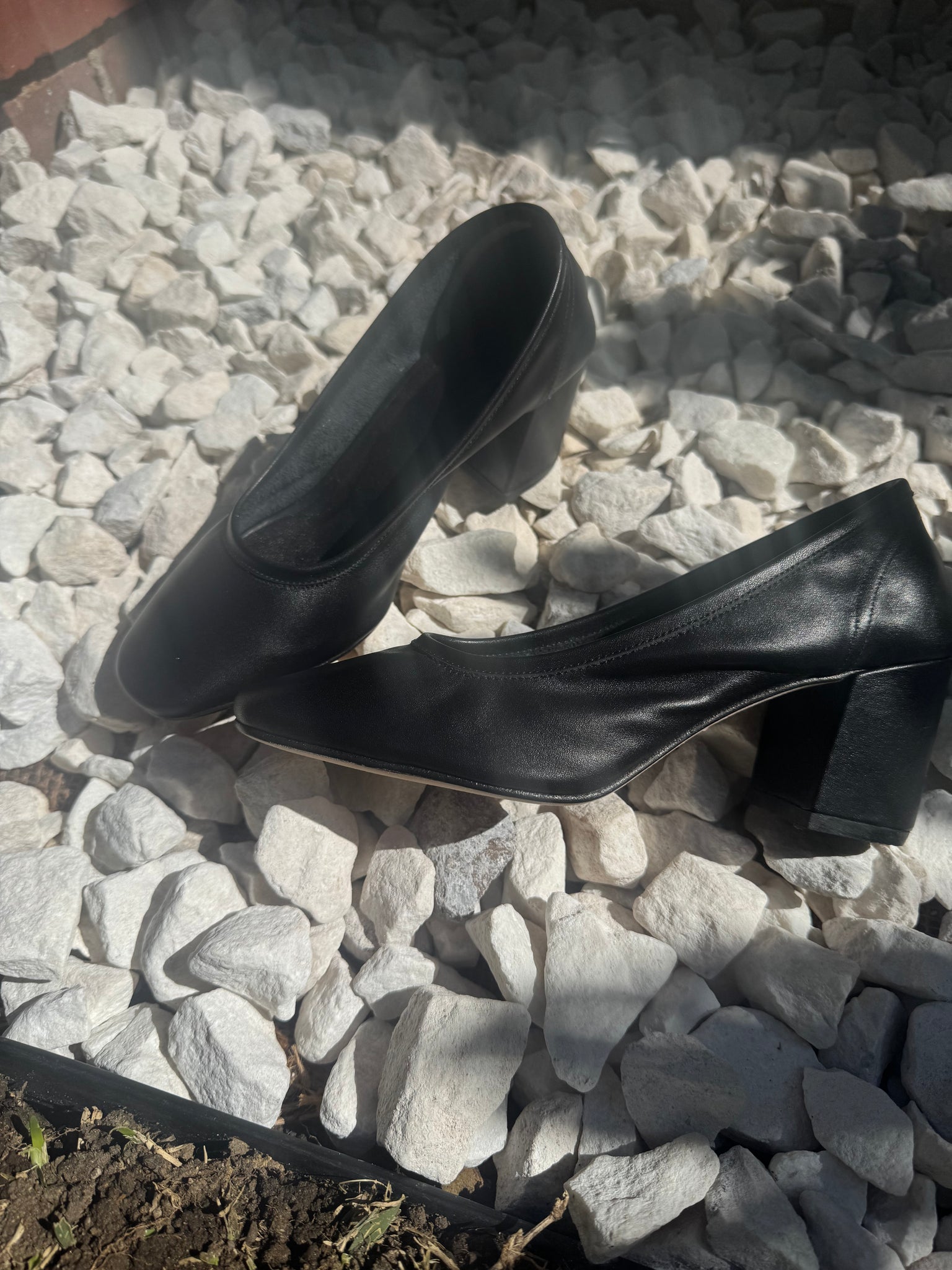 Maryam Nassir Zadeh Anaise Pump in Black