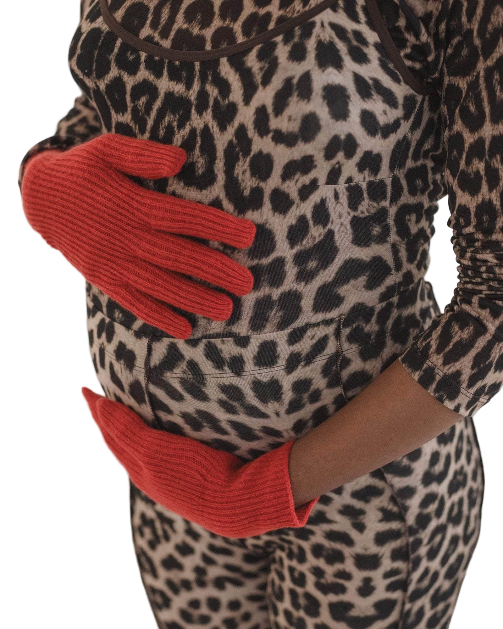 Baserange Ribbed Gloves in Melograno Red