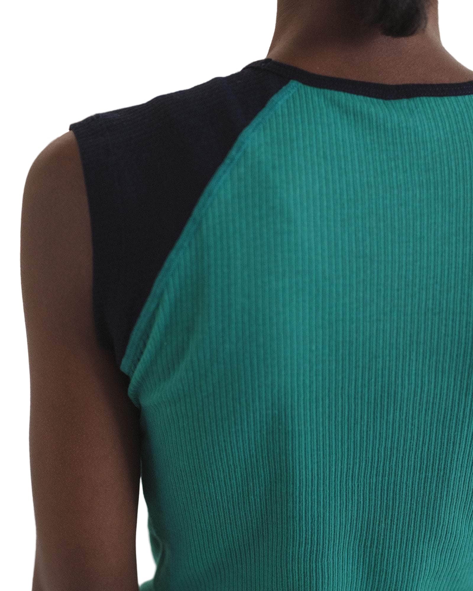 Baserange Gene Tank in Mira Green/Navy