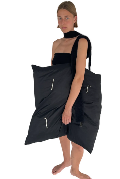 Pien Pillow Cover in Black
