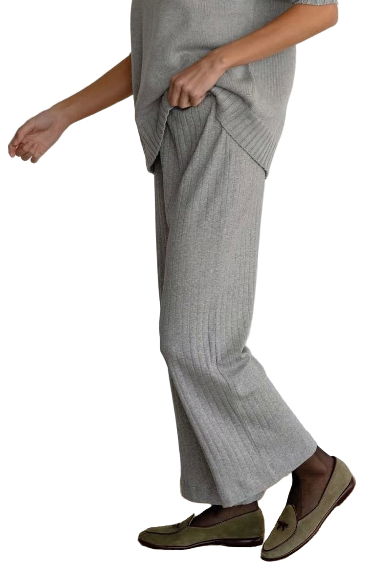 DONNI. Pointelle Simple Crop Pant in Heather Grey