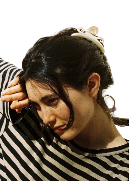 Merrma Earth in River Clip in Gold