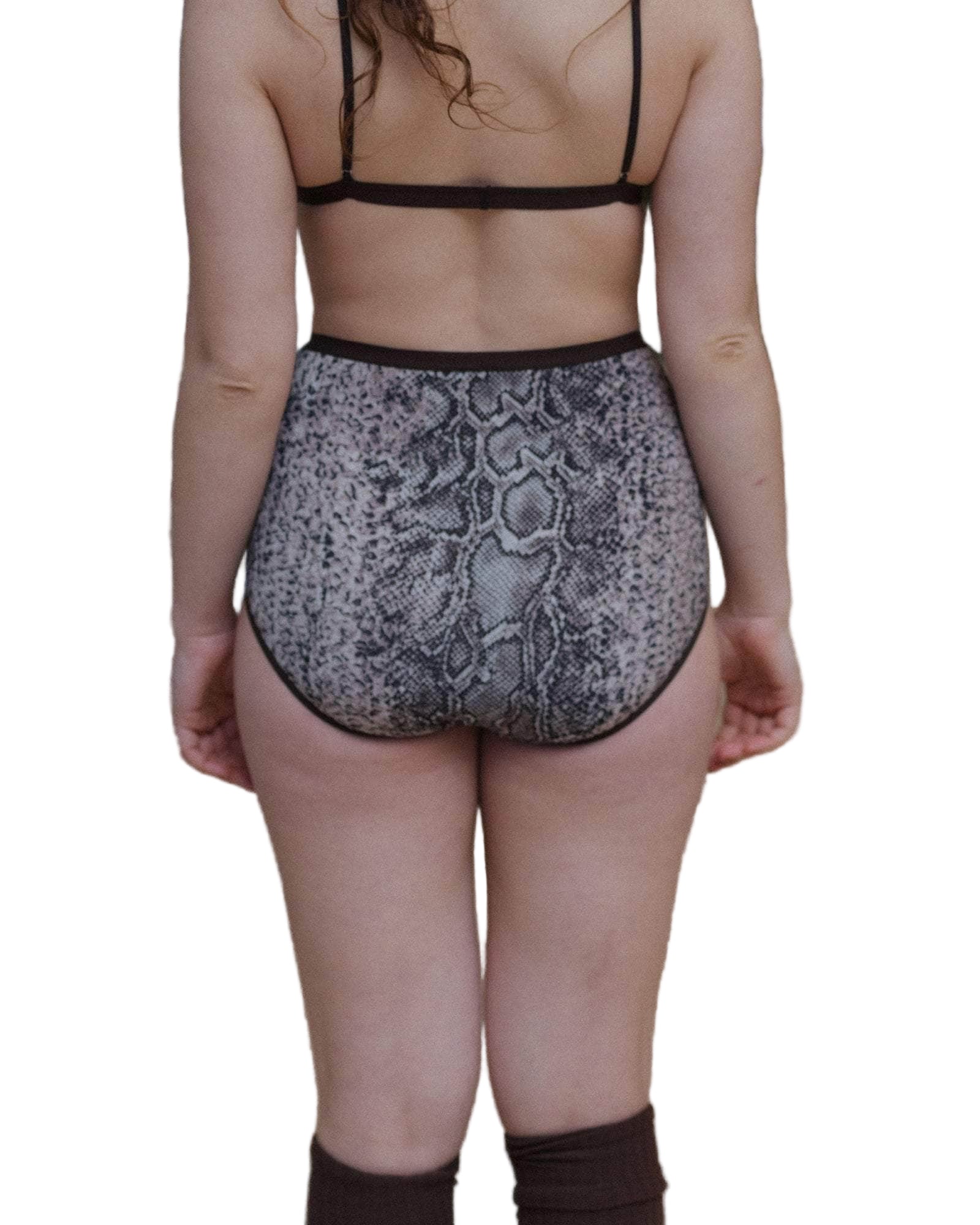 Baserange Highwaist Bell Underwear in Snake