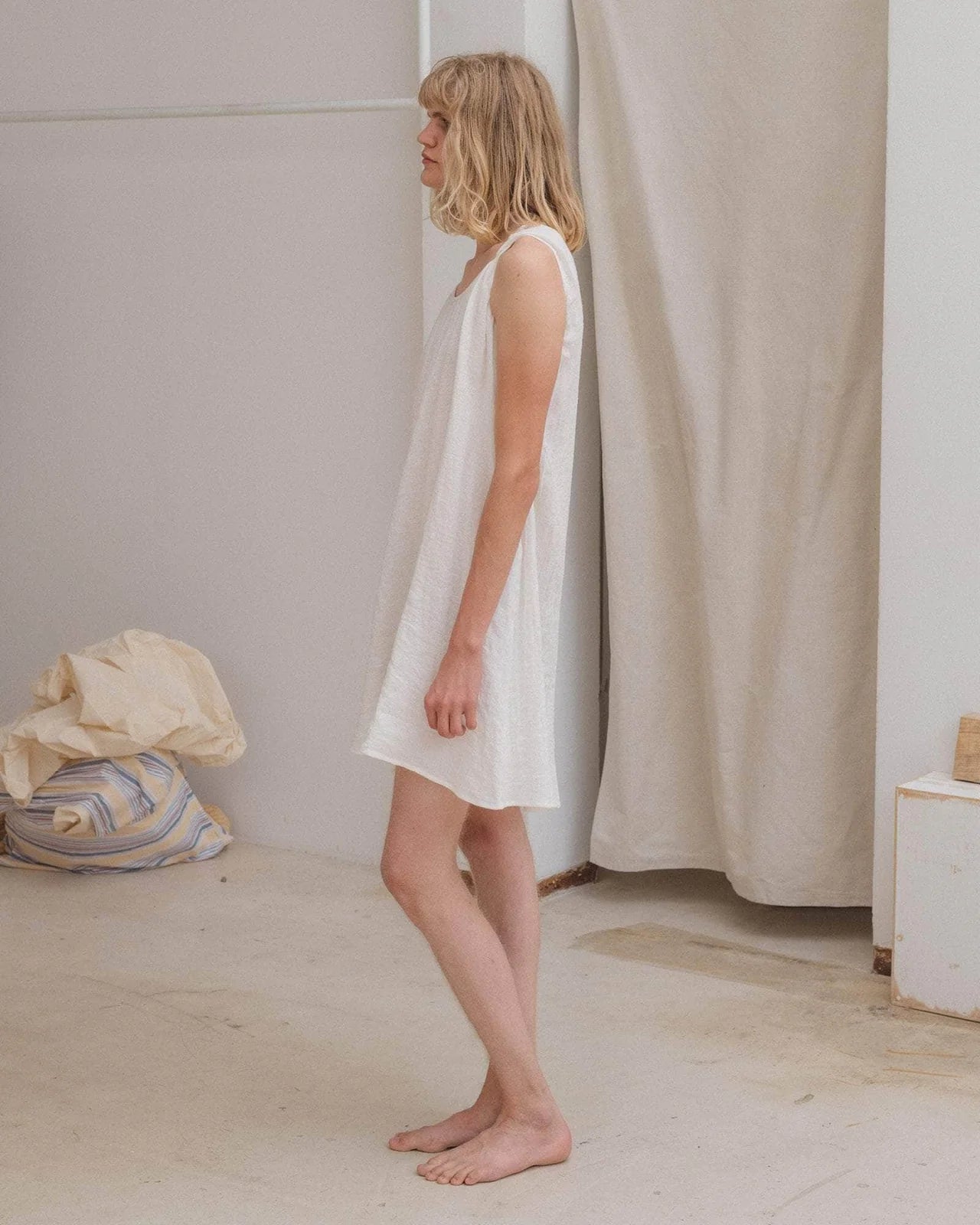 baserange linen dress Dydine Dress Black NOIS NEW YORK